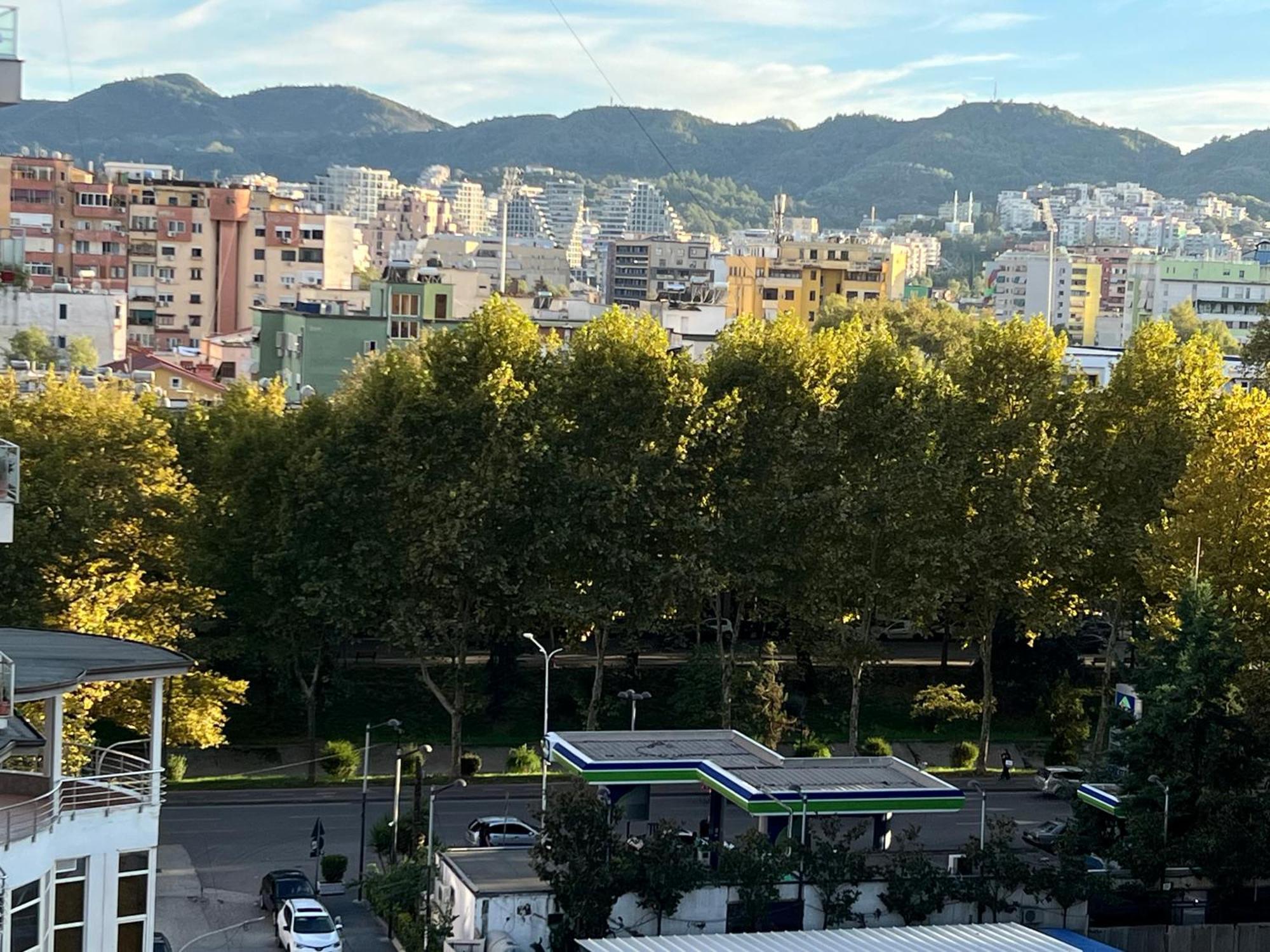 Urban 315 Apartment Tirana Buitenkant foto