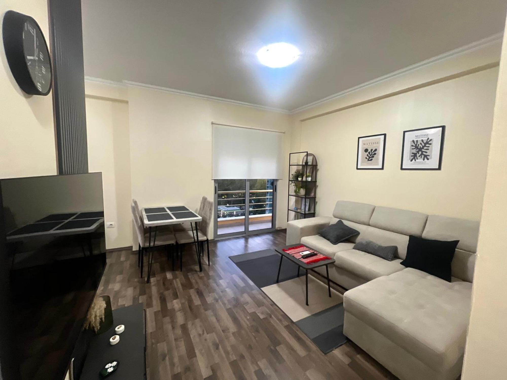 Urban 315 Apartment Tirana Buitenkant foto